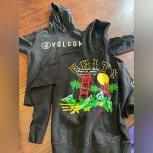 Mens hoodies (Volcom, pacsun) size small barely used!